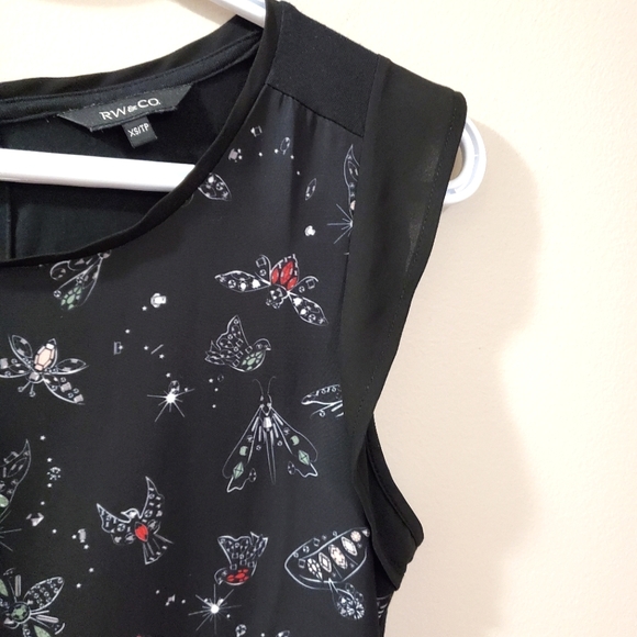 RW & Co - Bejeweled Animal and Insect Print Blouse - Picture 7 of 7